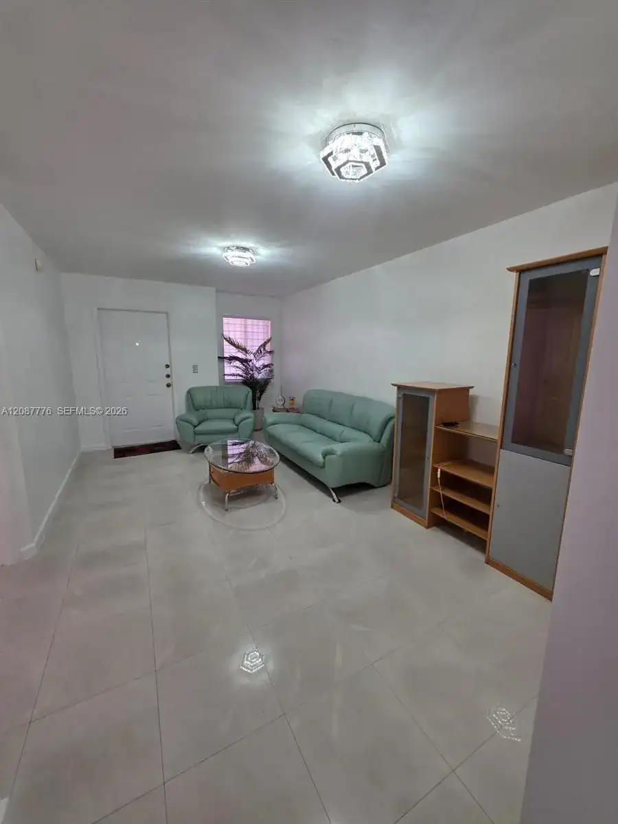 4691 NW 9th St # 204, Miami FL 33126 photo 3