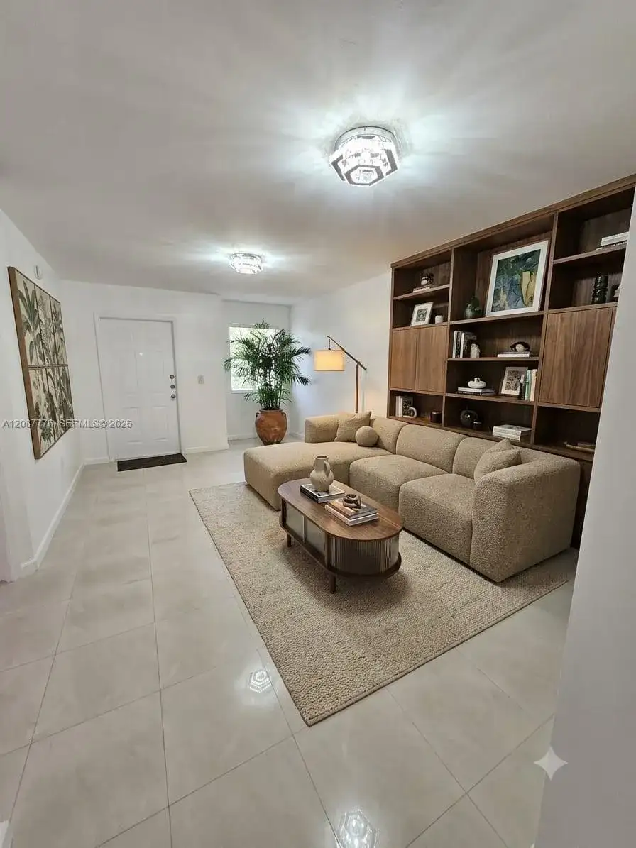 4691 NW 9th St # 204, Miami FL 33126 photo 4