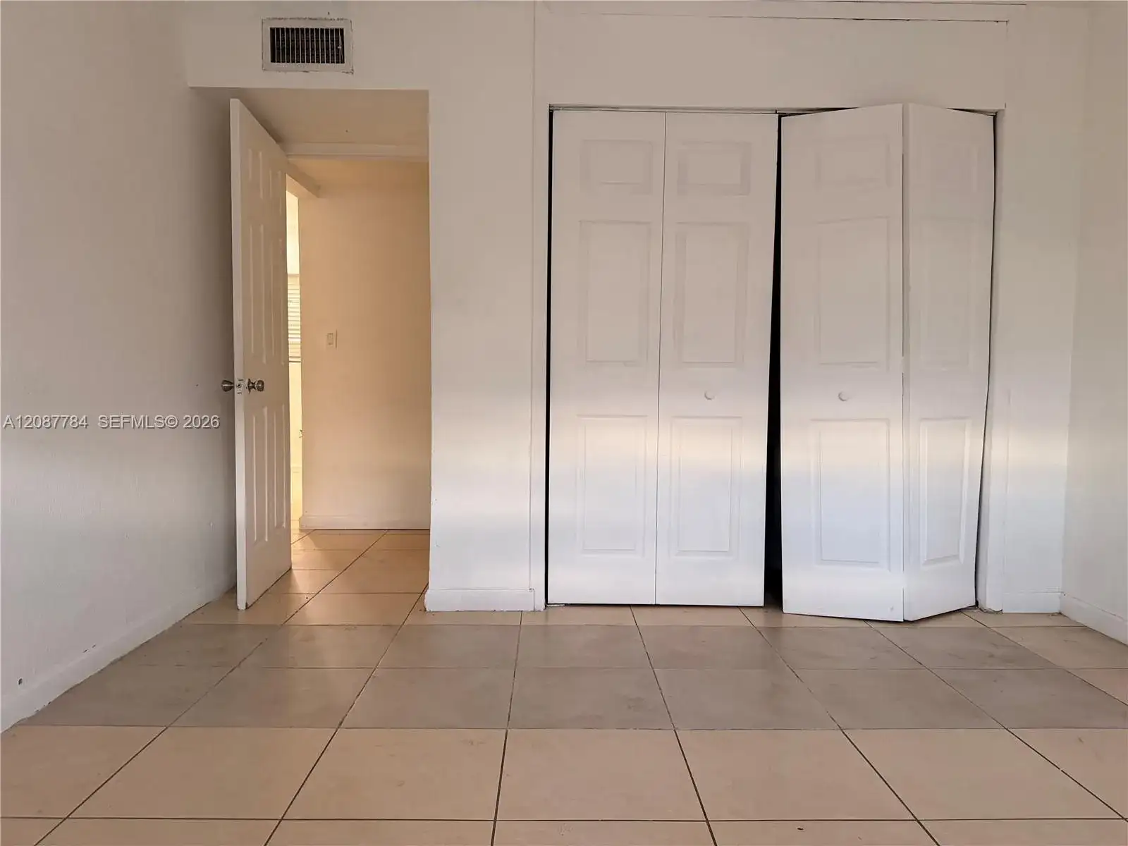 770 NE 128th St # 304, North Miami FL 33161 photo 2