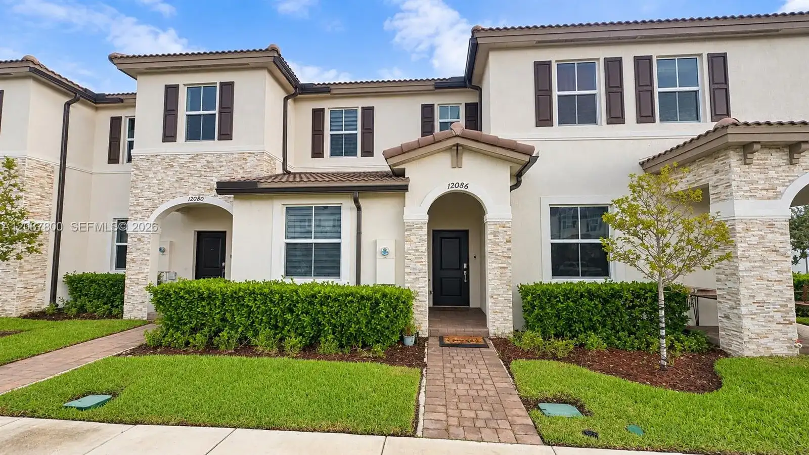 12086 NW 24th Pl, Miami FL 33167 photo 2