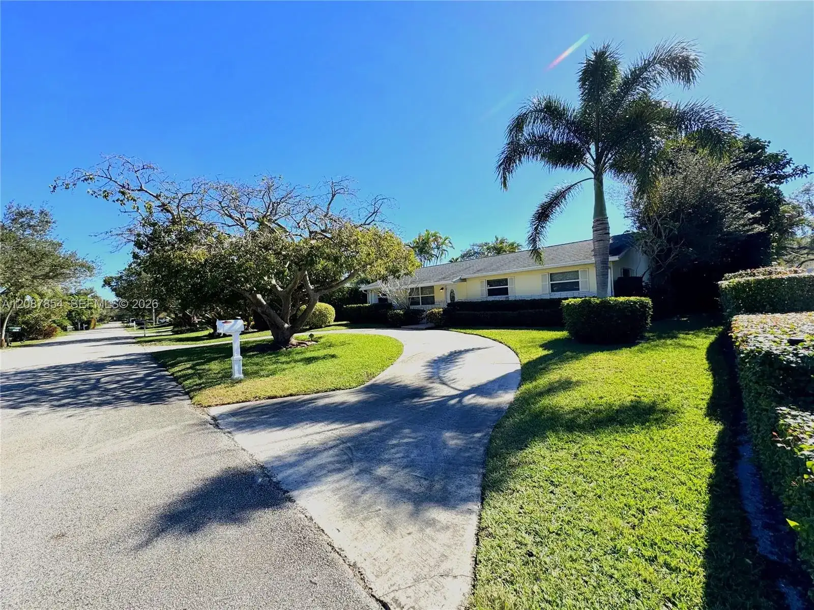 2448 Holly Ln, Palm Beach Gardens FL 33410 photo 2