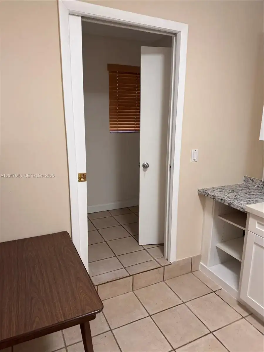 9900 W Calusa Club Dr # 1, Miami FL 33186 photo 3