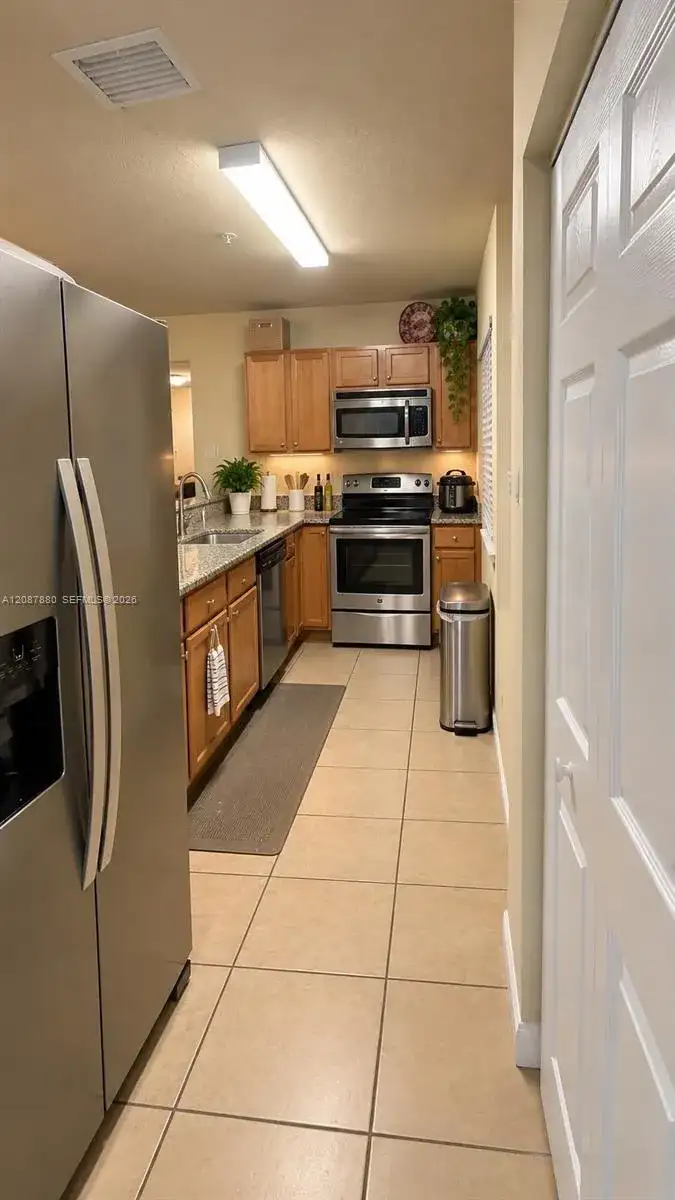 22511 SW 88TH PL # 24, Cutler Bay FL 33190 photo 2
