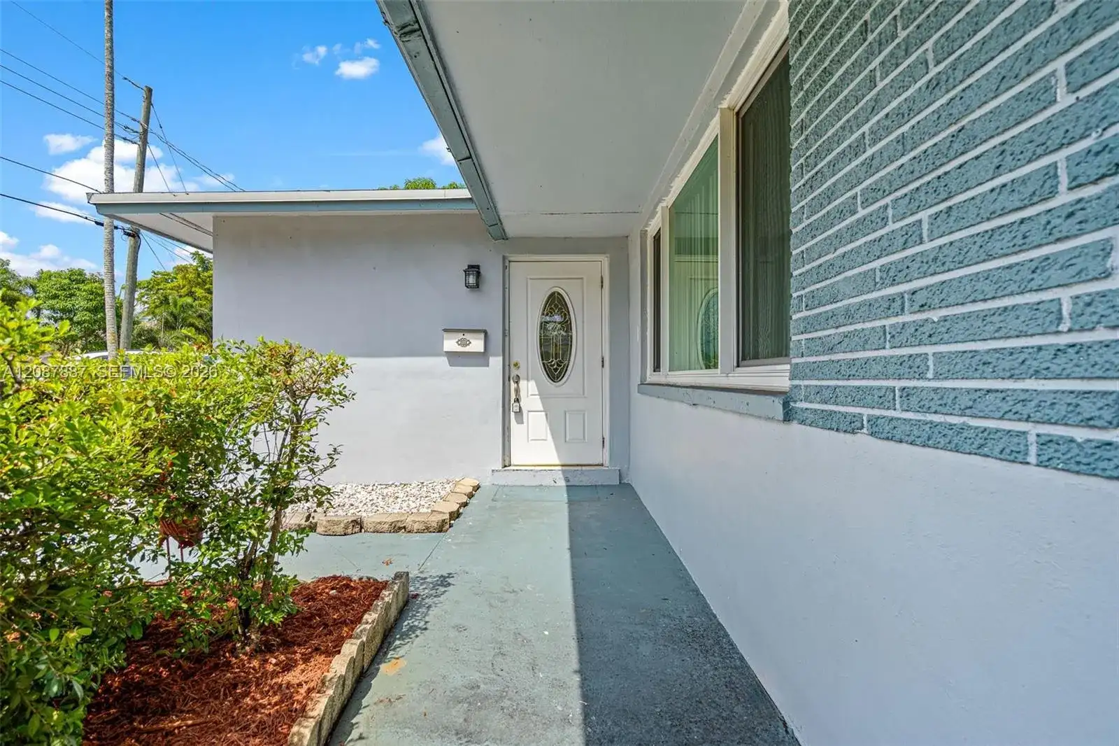 800 NW 48th Ter, Plantation FL 33317 photo 4