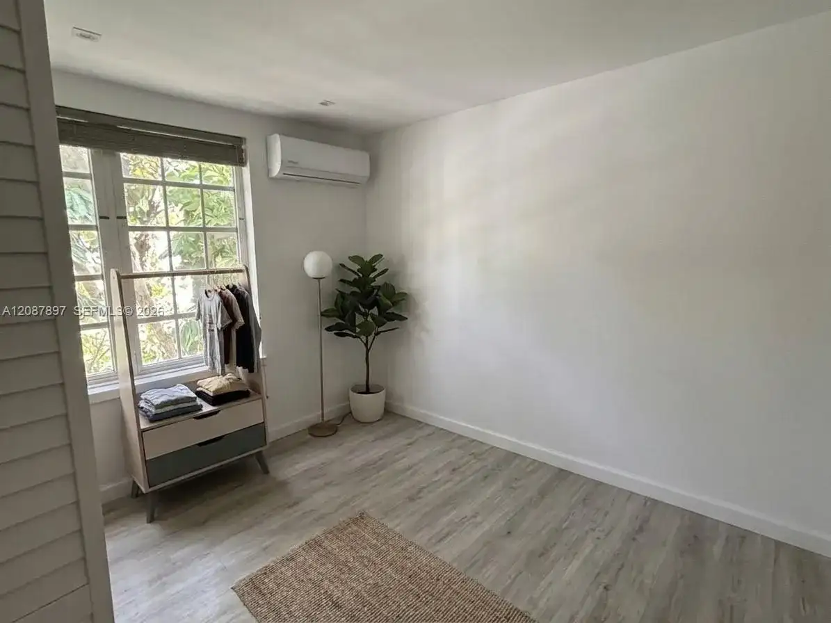 932 7th St # 932D, Miami Beach FL 33139 photo 4