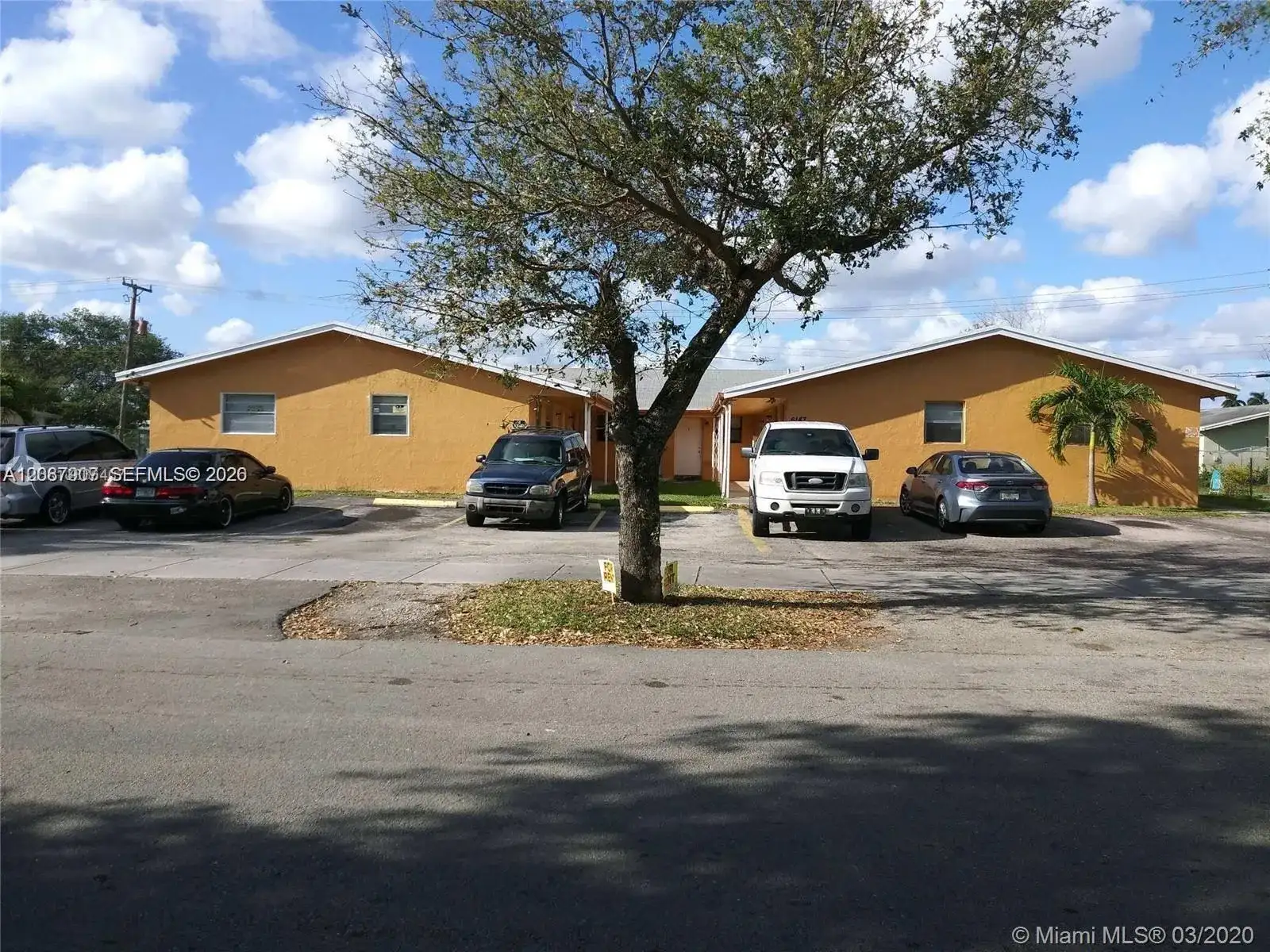 6147 Arthur St # 2, Hollywood FL 33024 photo 2