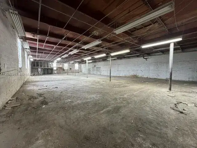 1024 E 24th St, Hialeah FL 33013 photo 5