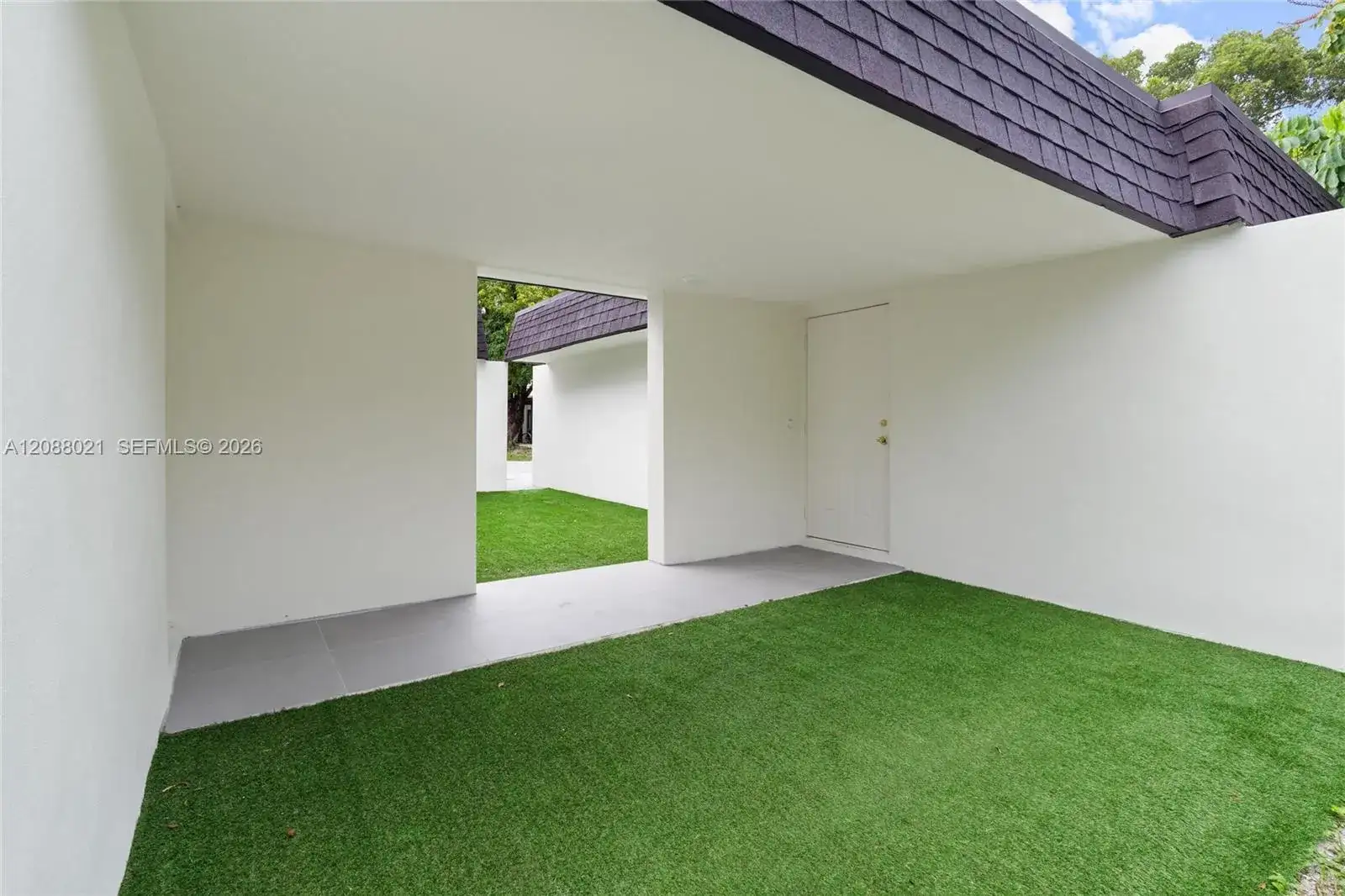 4705 Bayberry Ln, Tamarac FL 33319 photo 4