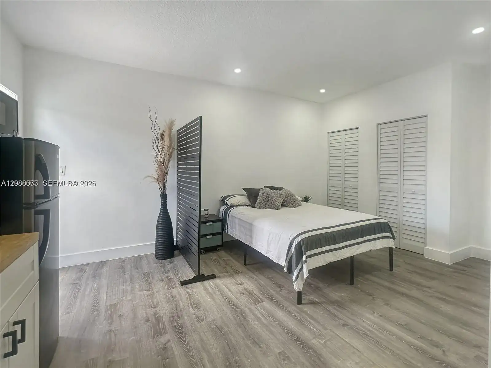 15400 SW 169th Ln Side, Miami FL 33187 photo 4