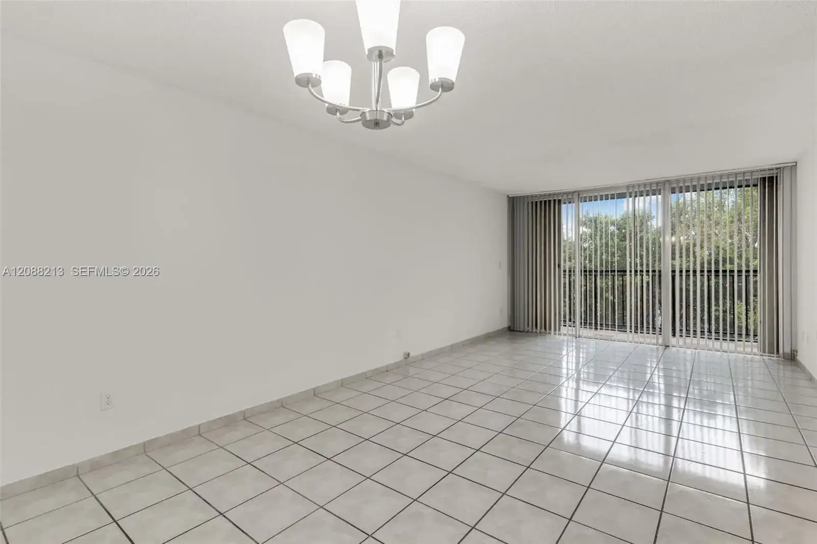 210 Fontainebleau Blvd # 410, Miami FL 33172 photo 5