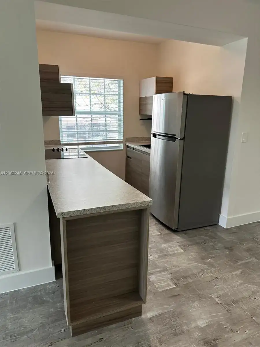 130 Antiquera Ave # 8, Miami FL 33134 photo 3