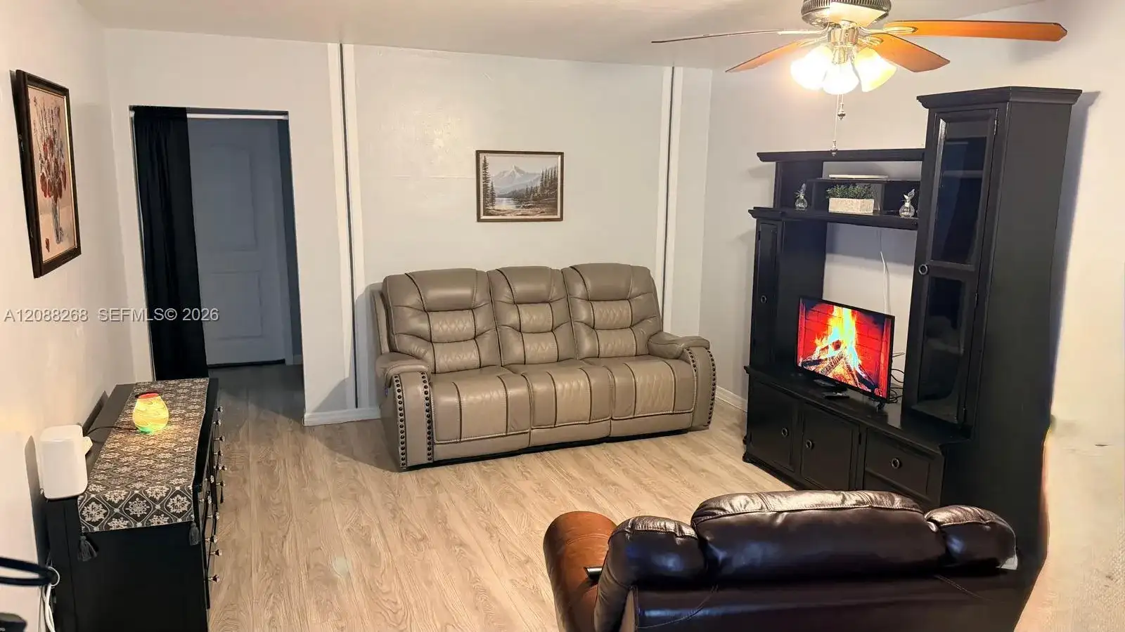 1030 SW 11 St # M20, Hallandale Beach FL 33009 photo 4