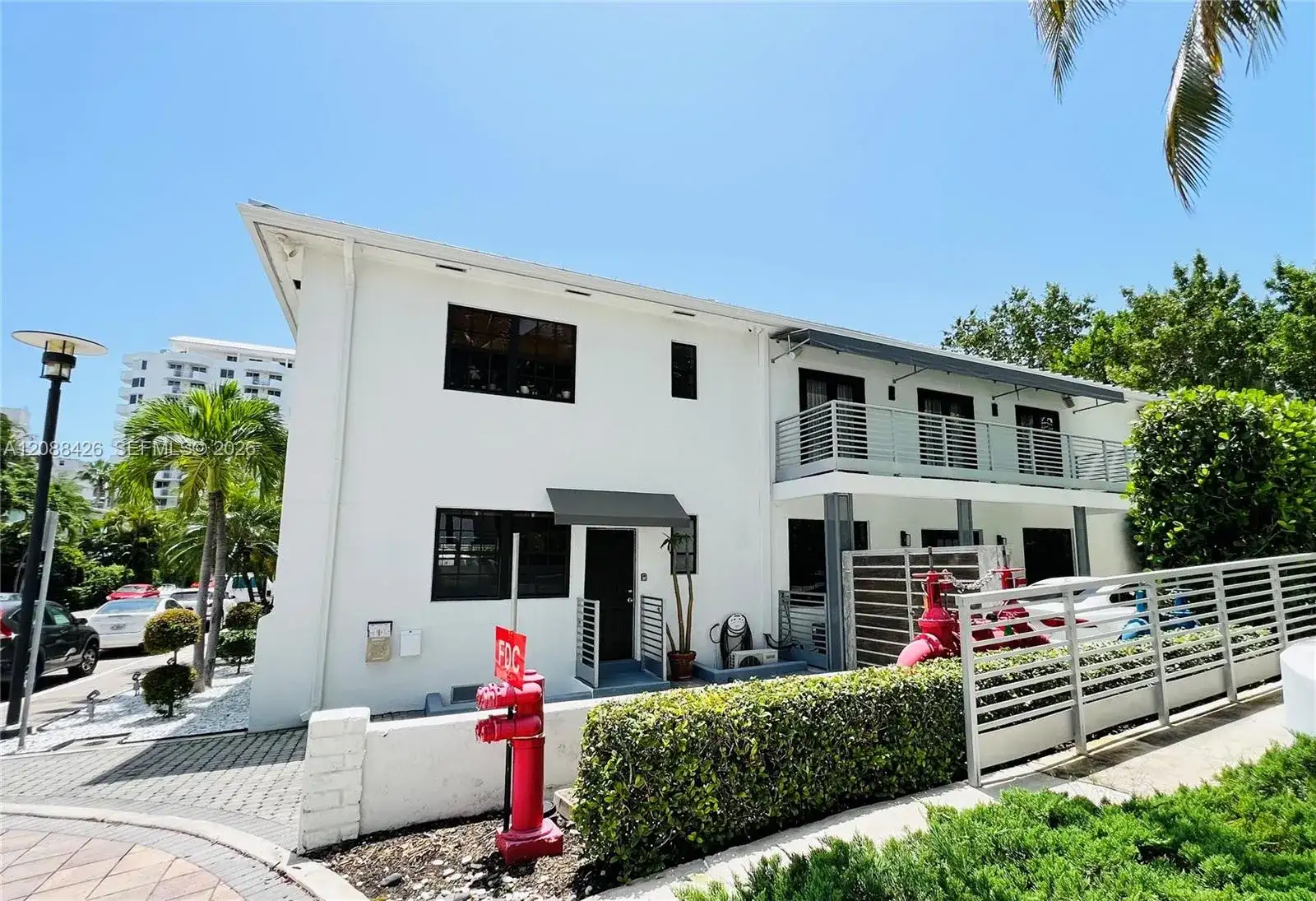 1470 Lincoln Ter # 1, Miami Beach FL 33139 photo 2