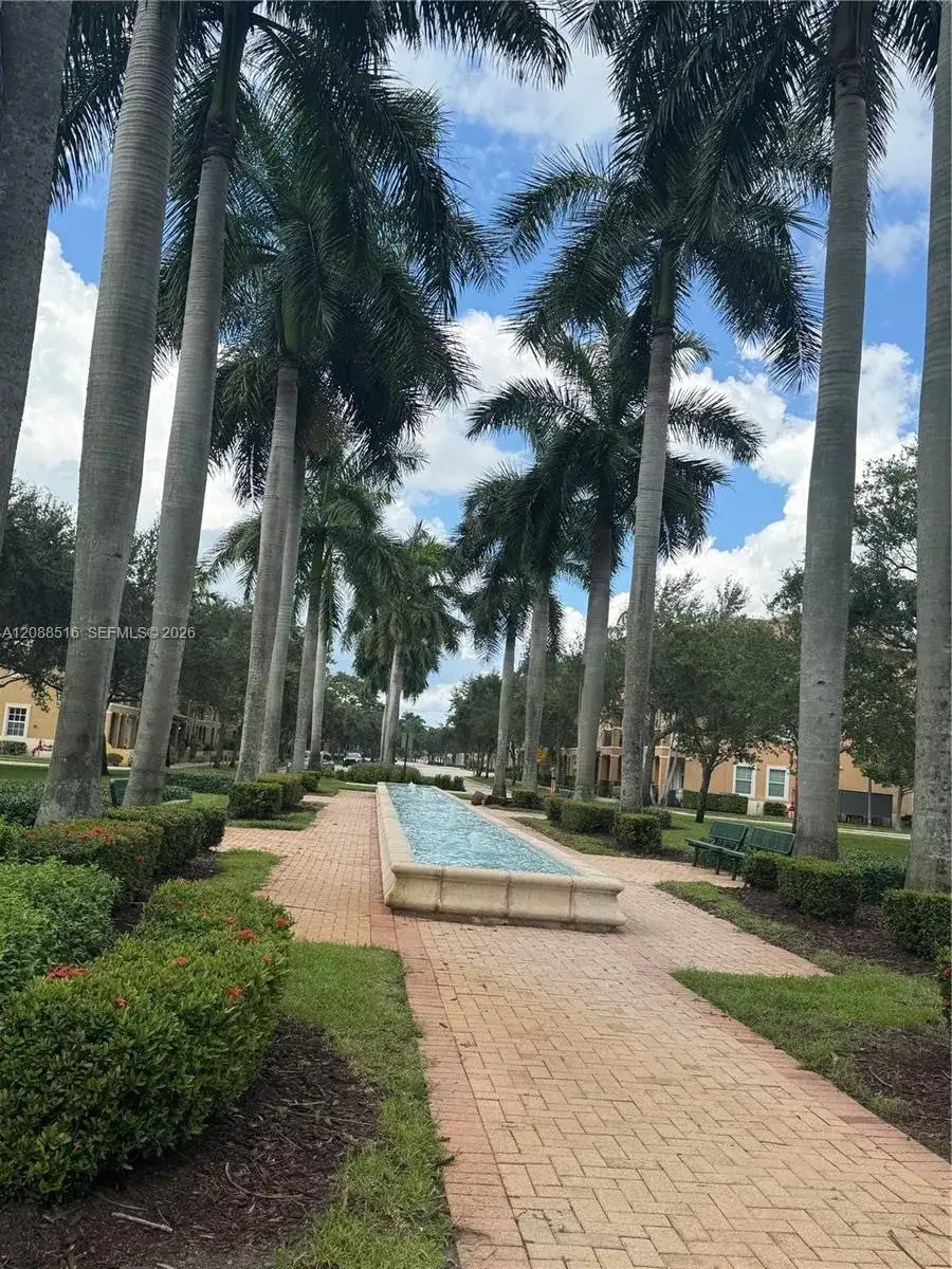 928 SW 147th Ave # 2906, Pembroke Pines FL 33027 photo 3