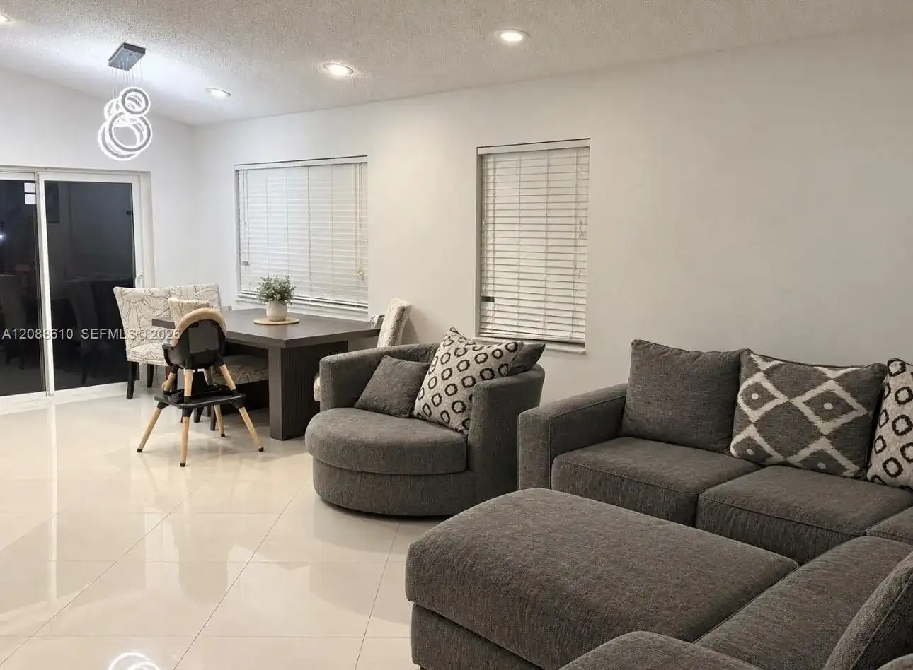 7384 Granada Way, Margate FL 33063 photo 3