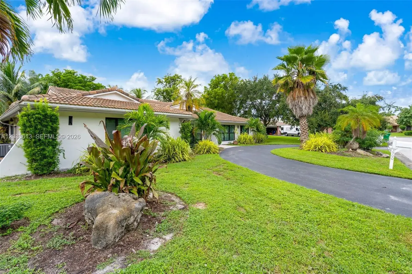 9900 NW 14th Ct, Coral Springs FL 33071 photo 3