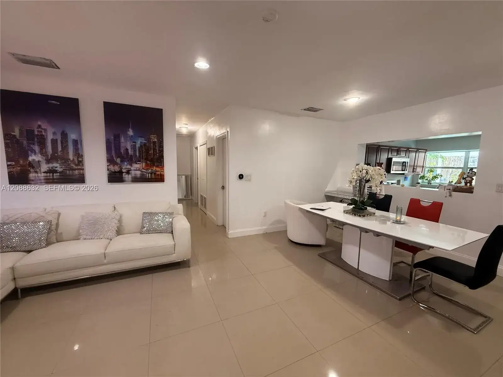 16030 Miami Dr, North Miami Beach FL 33162 photo 4