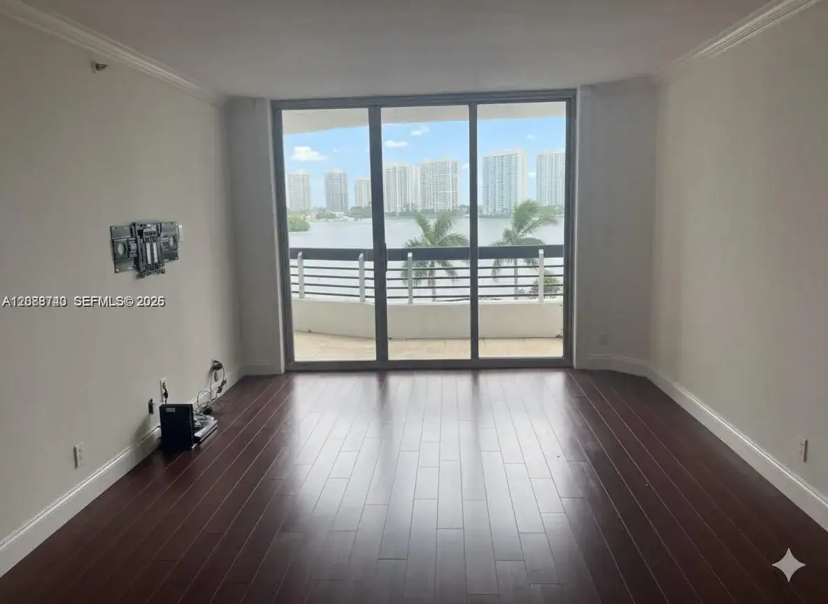 3600 Mystic Pointe Dr # 604, Aventura FL 33180 photo 5