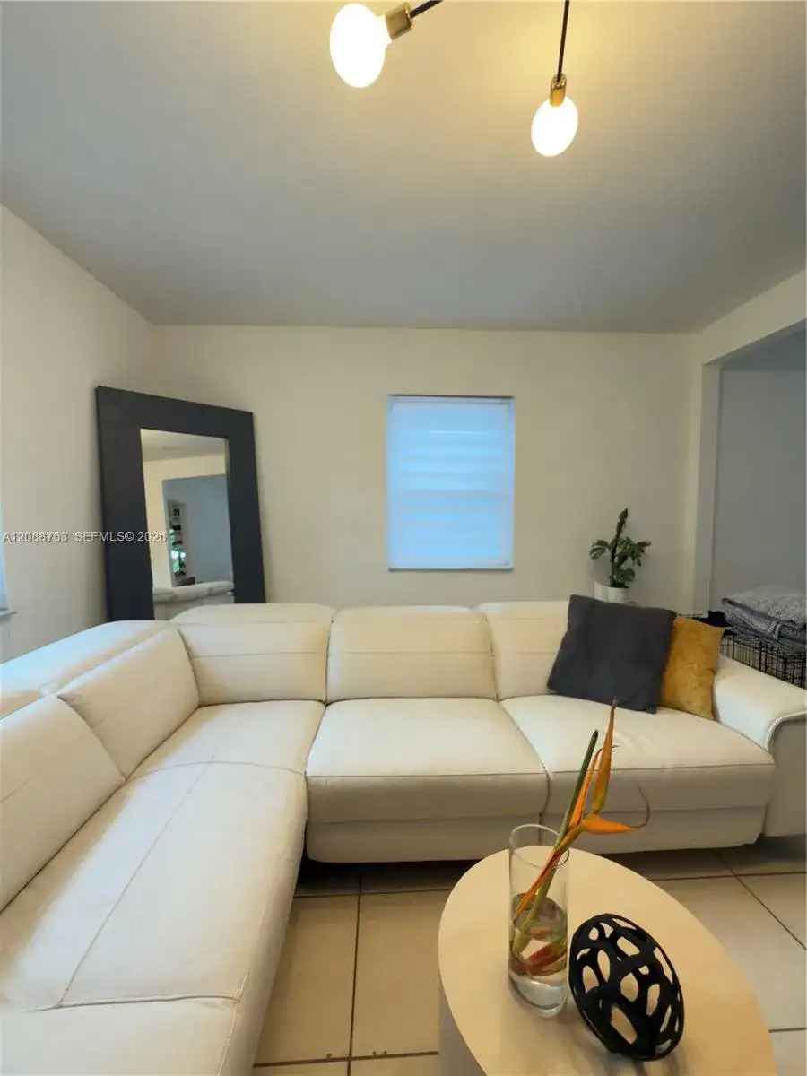 745 NW 126th St, North Miami FL 33168 photo 5