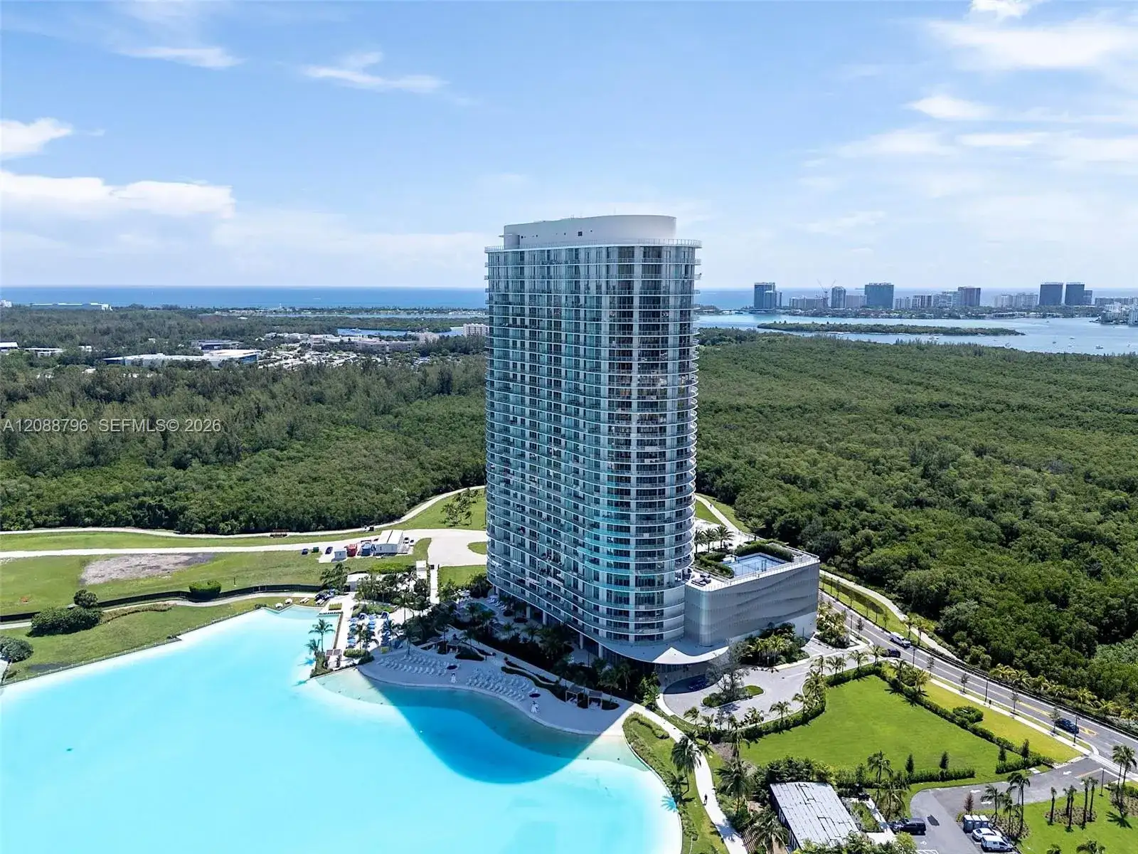 2411 laguna cir # 2802, North Miami FL 33181 photo 5