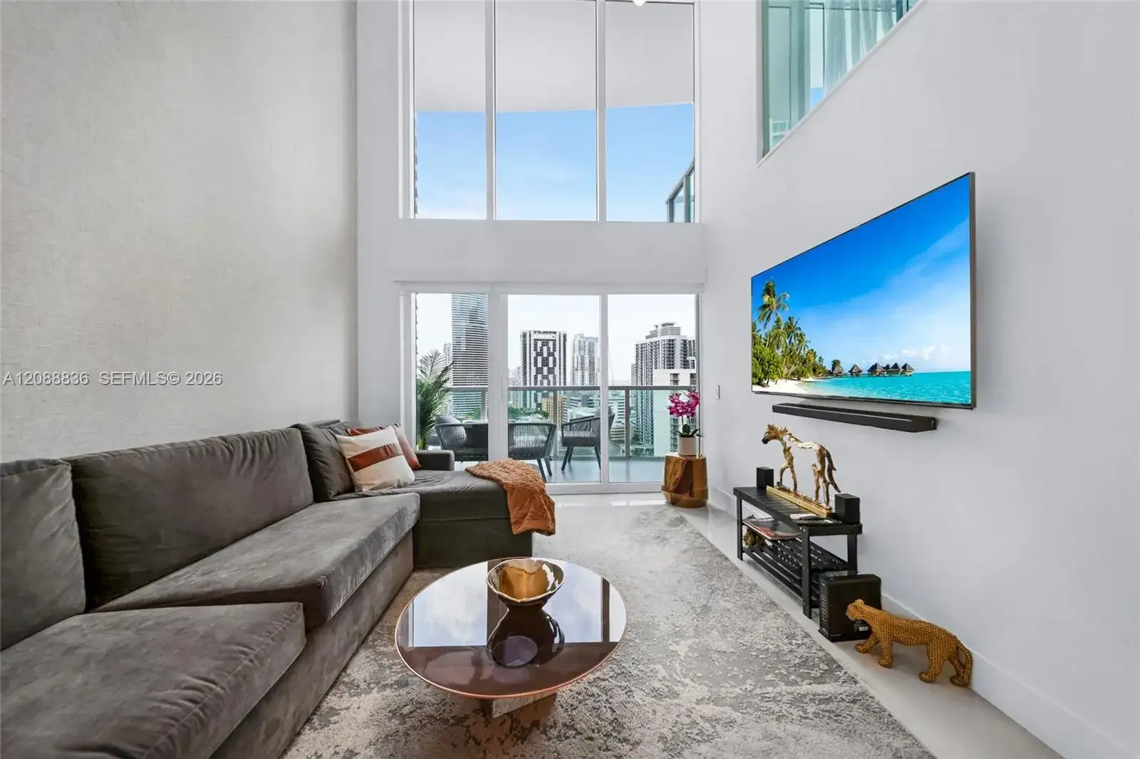 41 SE 5th St # 1407, Miami FL 33131 photo 5