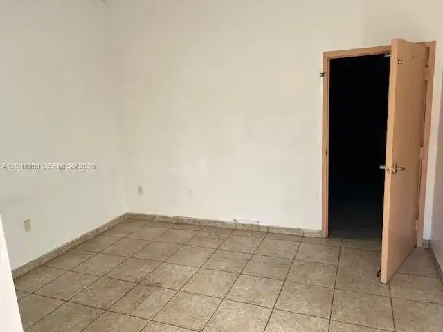 13800 SW 142nd Ave # 5, Miami FL 33186 photo 3
