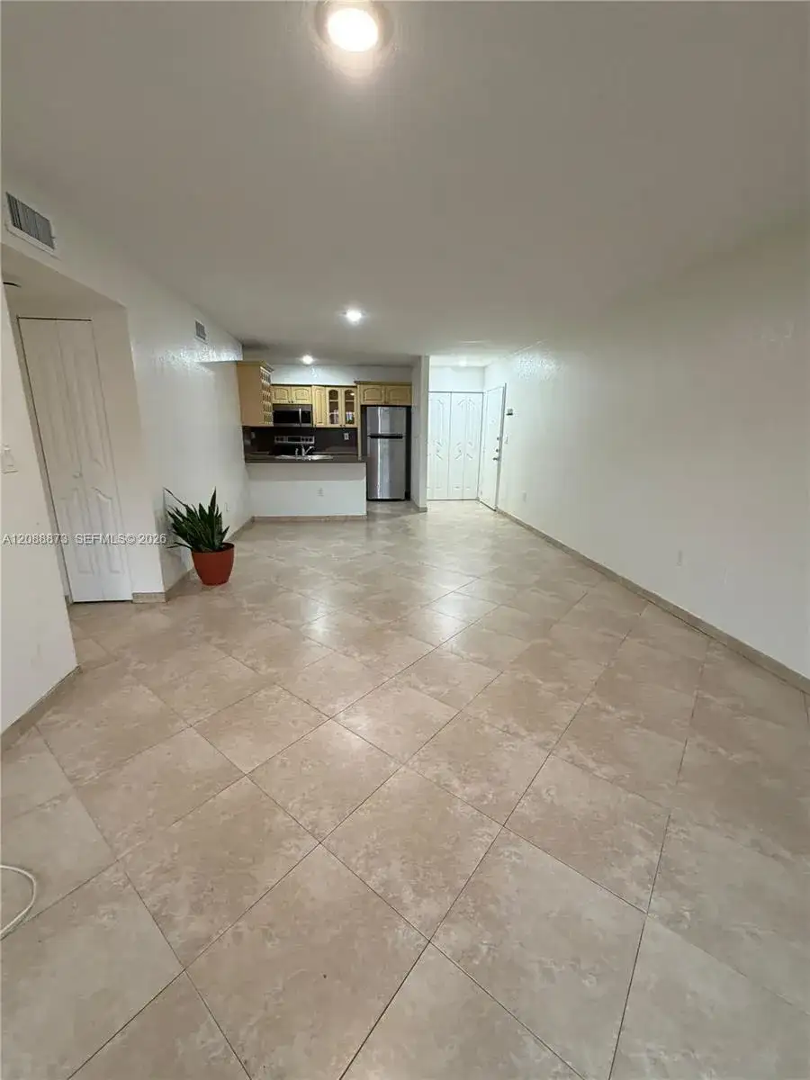 10115 NW 9th St Cir # 106, Miami FL 33172 photo 3