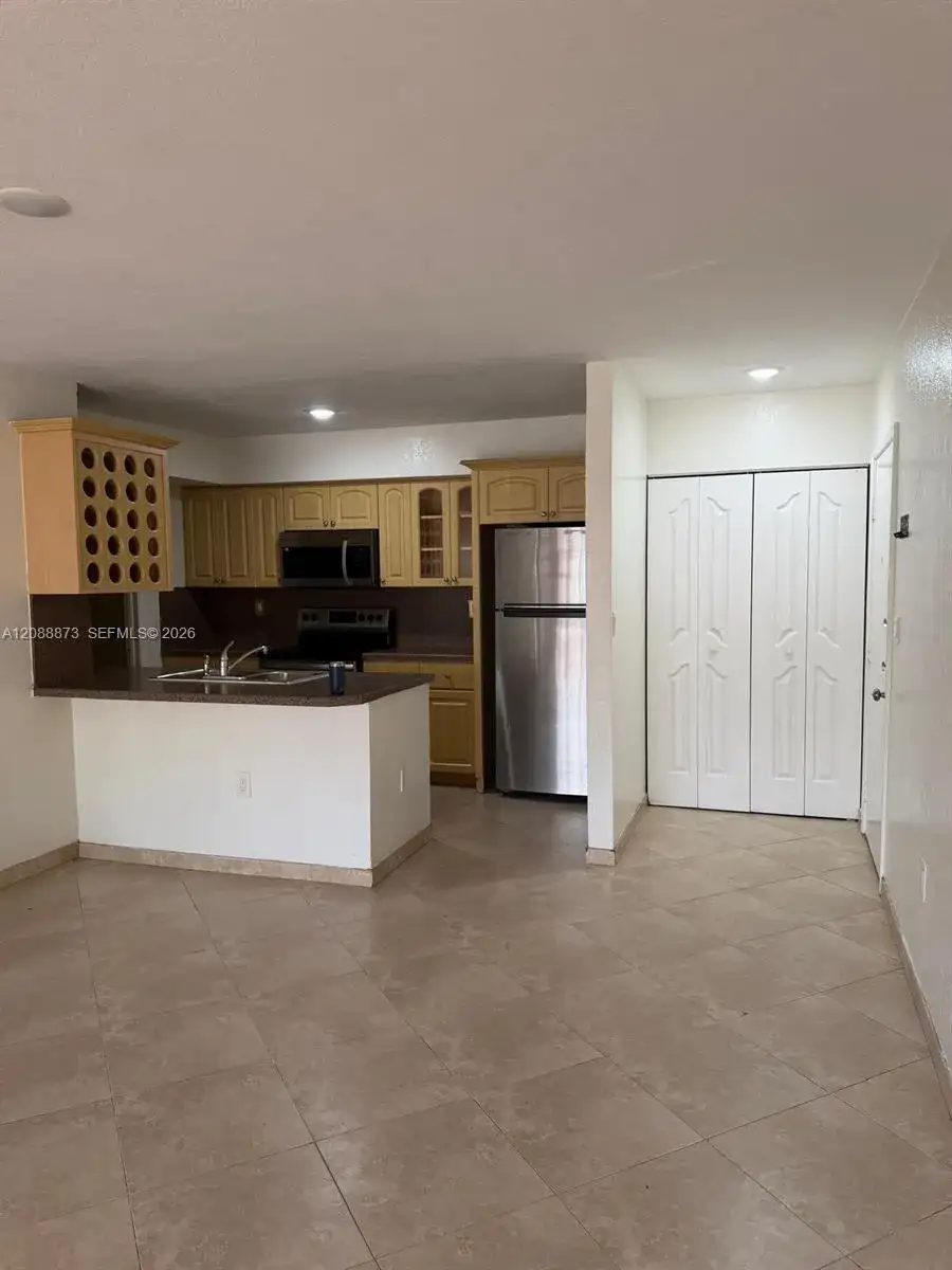 10115 NW 9th St Cir # 106, Miami FL 33172 photo 5
