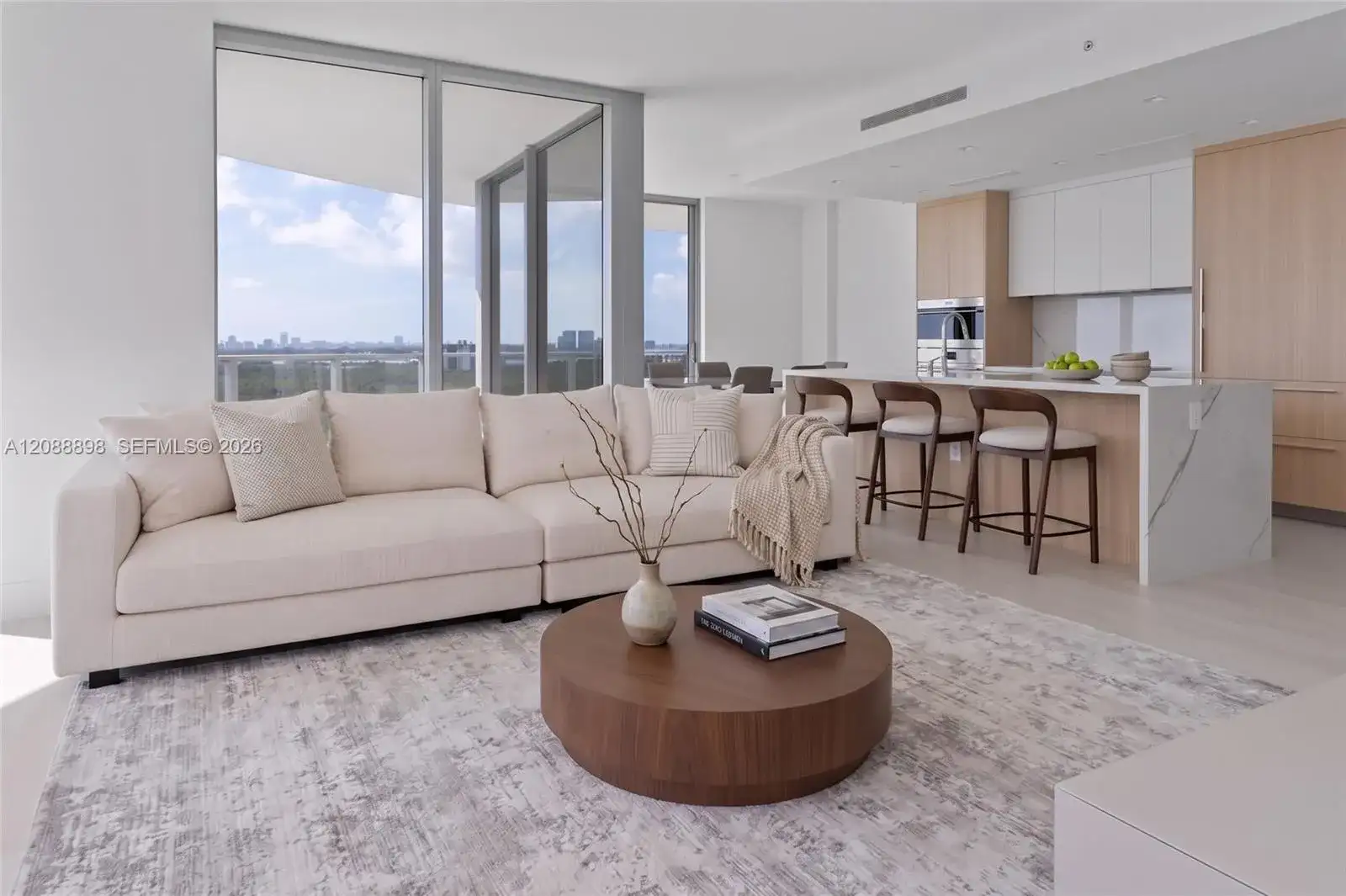 2411 Laguna Circle # 1001, North Miami FL 33181 photo 5