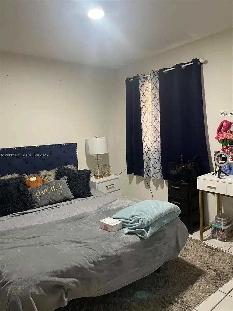 2745 W 62 # 202, Hialeah FL 33016 photo 4