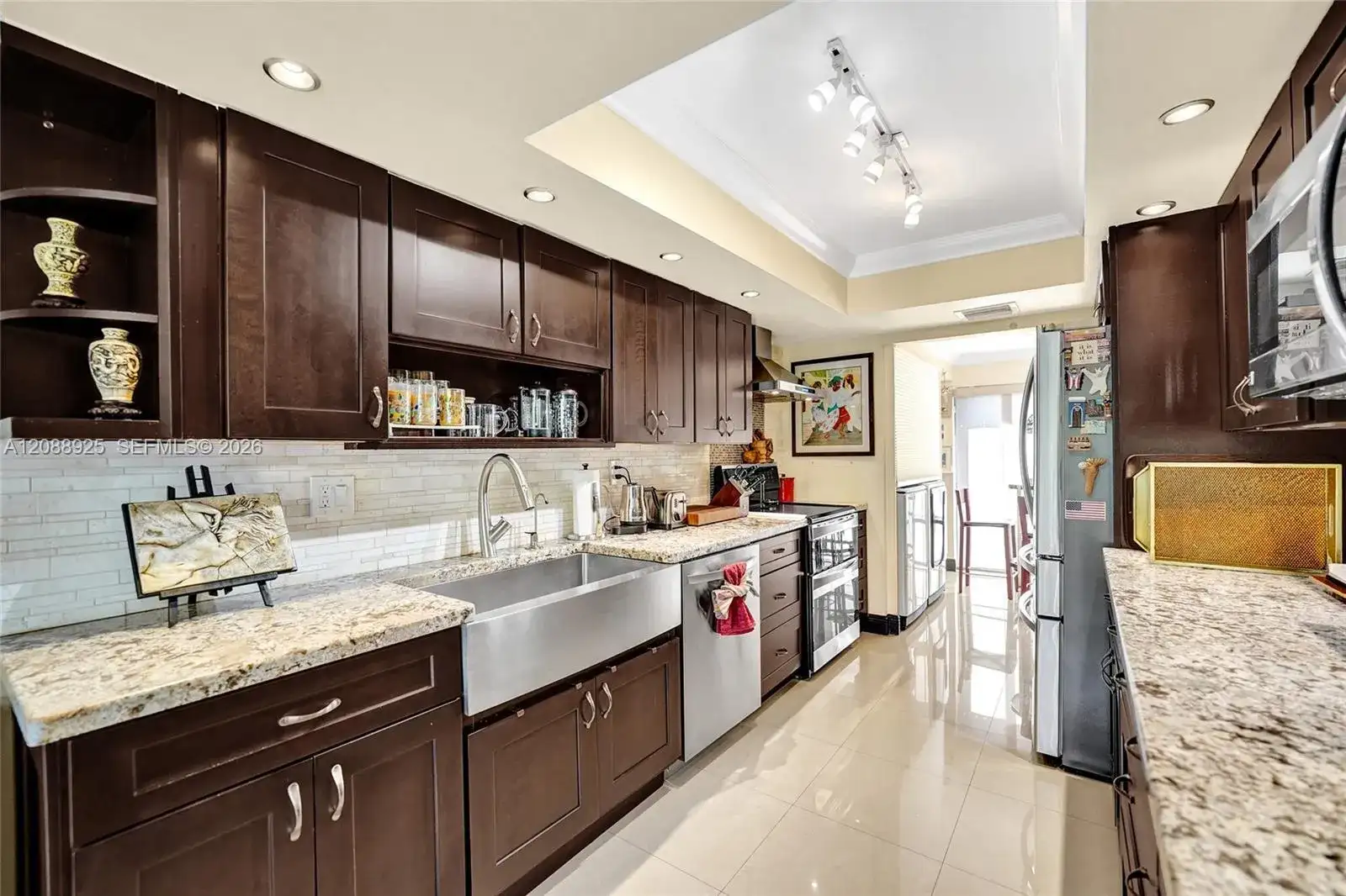 403 Dunwoody Ln # 38, Hollywood FL 33021 photo 2