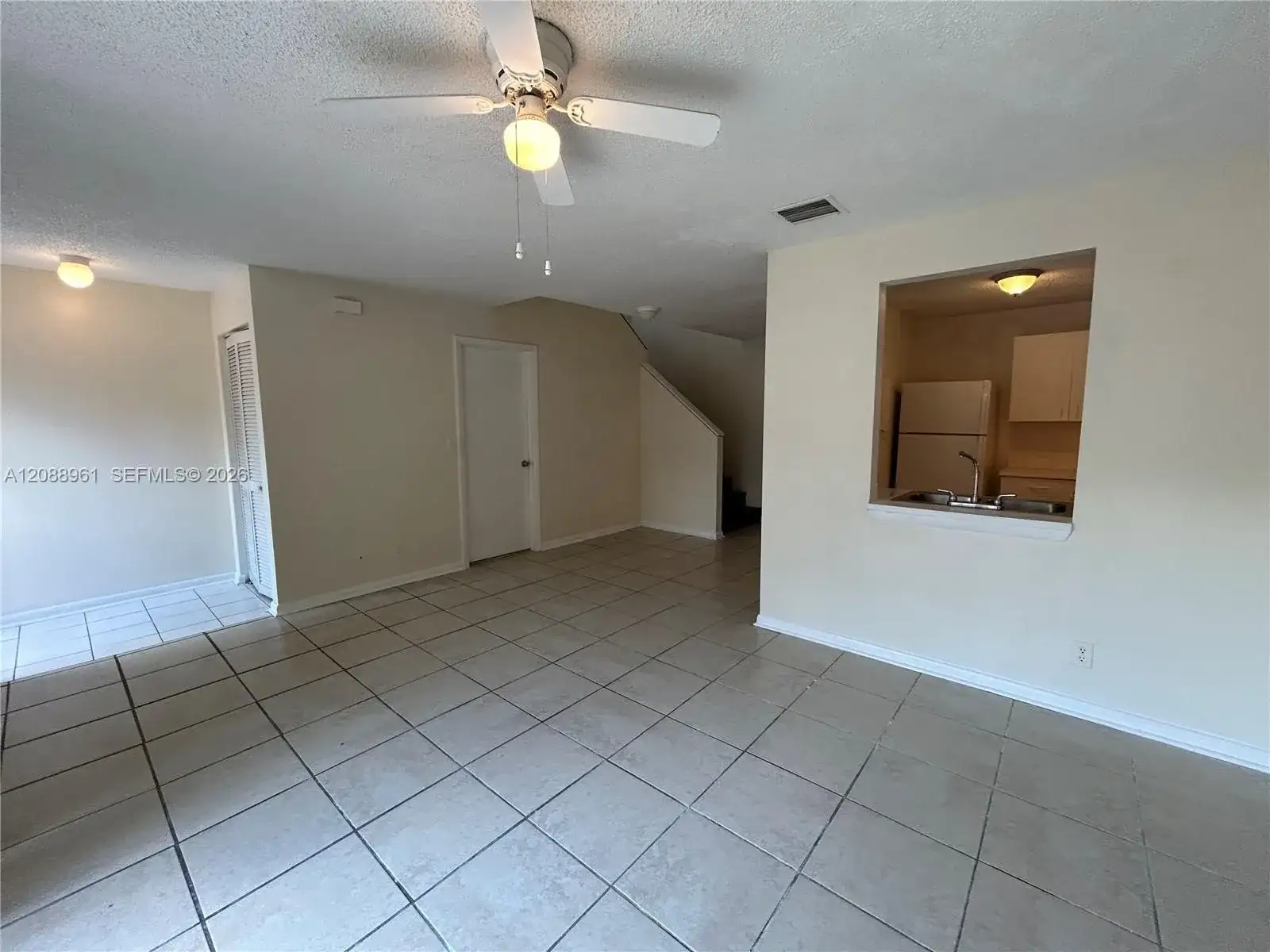 910 E Cypress Way E, Palm Springs FL 33406 photo 4