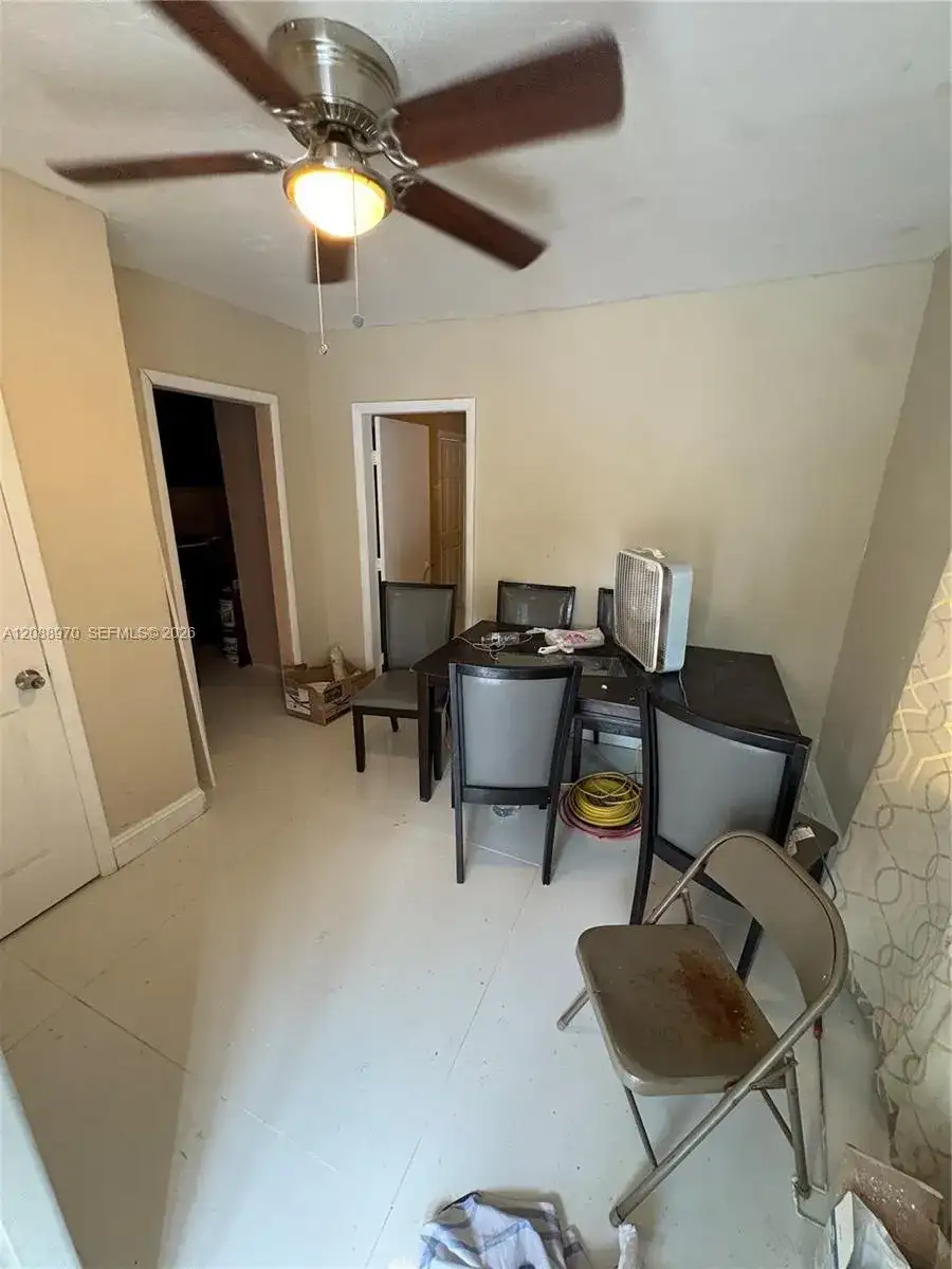 7812 NE Miami Ct, Miami FL 33138 photo 3