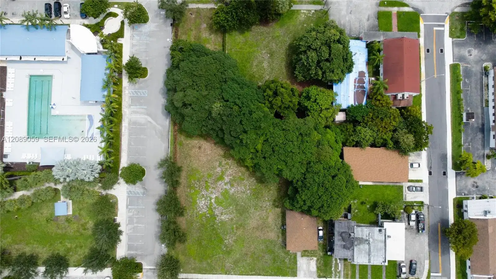 708 NW 2nd Ave, Hallandale Beach FL 33009 photo 5