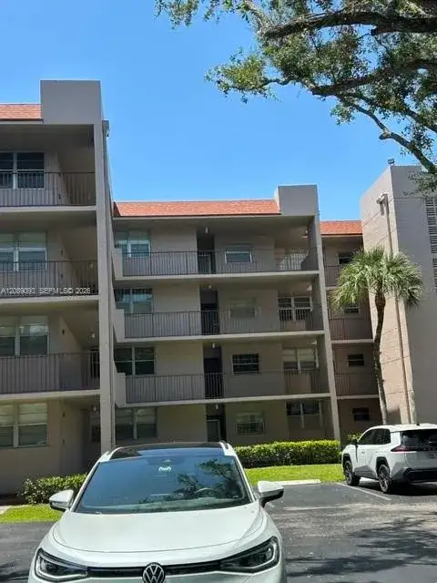 1811 Sabal Palm Dr # 204, Davie FL 33324 photo 2