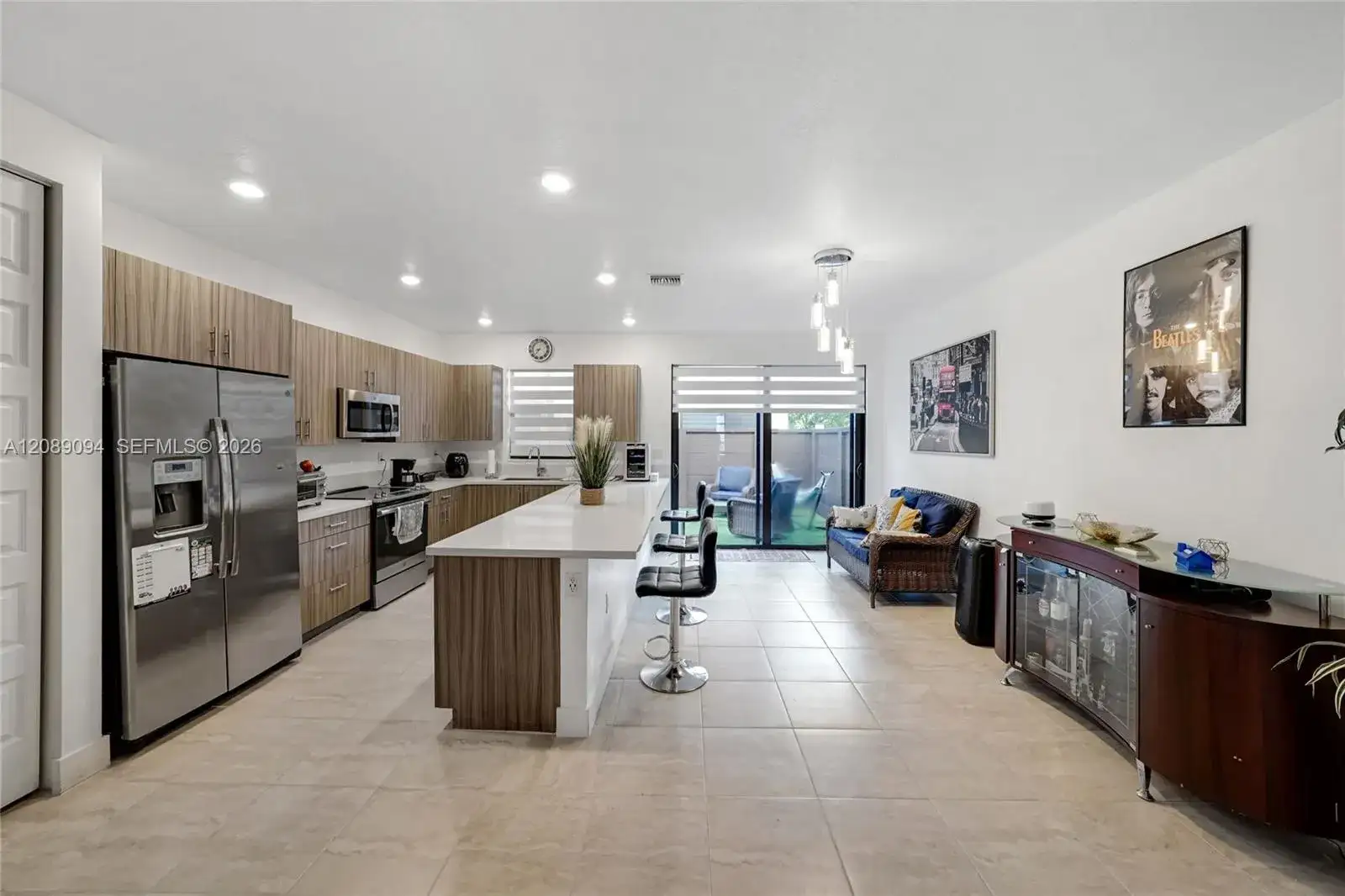 15809 NW 91st Ct, Miami Lakes FL 33018 photo 3