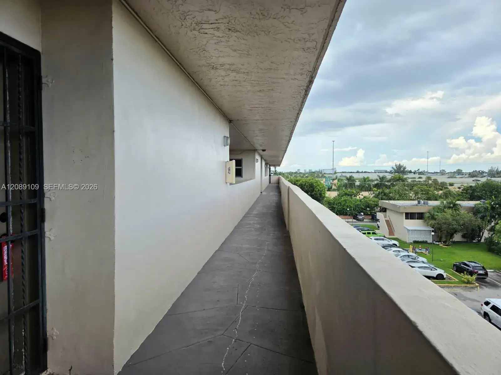 870 NW 87th Ave # 507, Miami FL 33172 photo 4