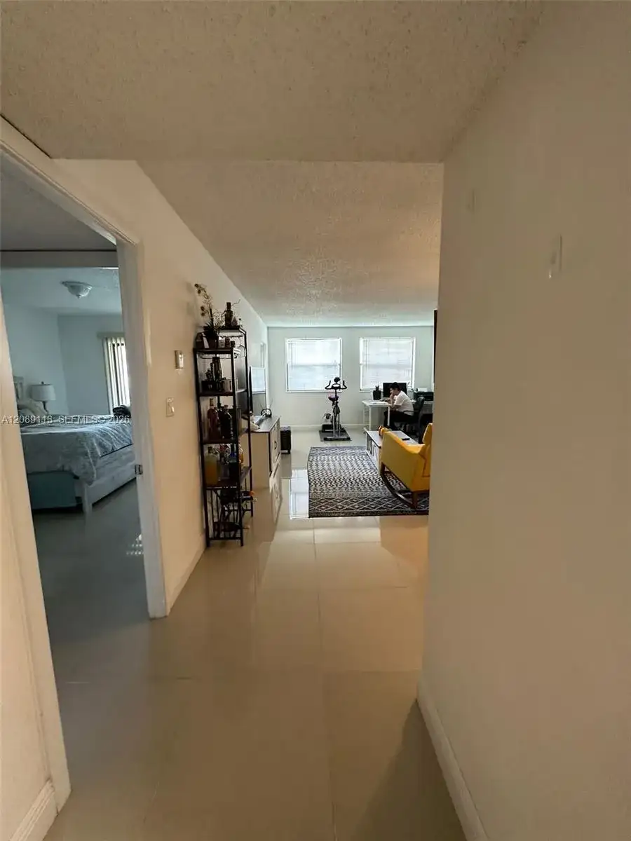 8100 Geneva Ct # 445, Doral FL 33166 photo 4