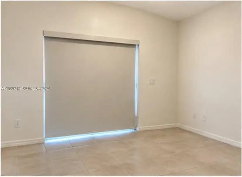 312 NE 3rd St # 4, Hallandale Beach FL 33009 photo 4