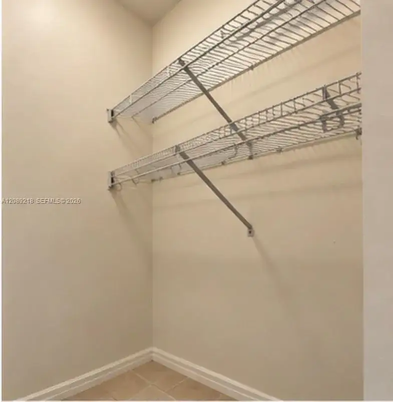 312 NE 3rd St # 4, Hallandale Beach FL 33009 photo 5
