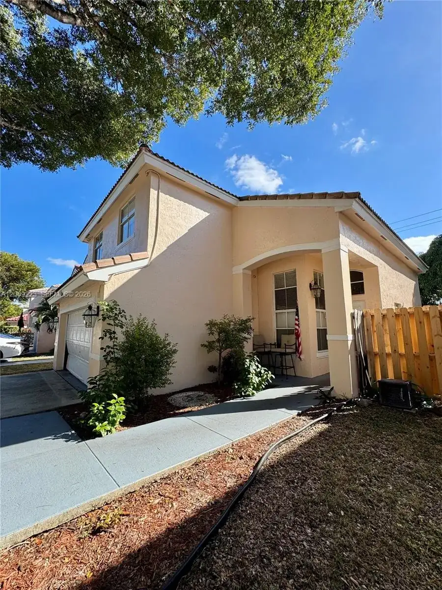 6314 Duval Dr, Margate FL 33063 photo 2