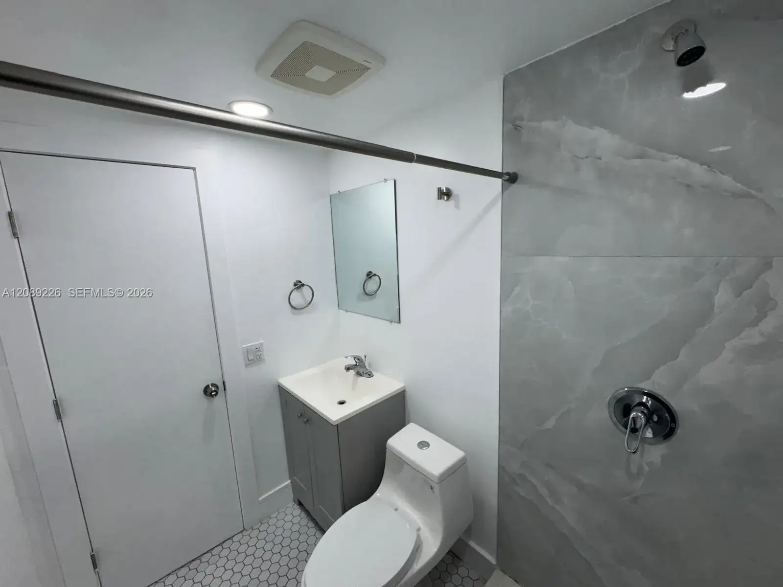 1943 NW 2nd ct # 5, Miami FL 33136 photo 5