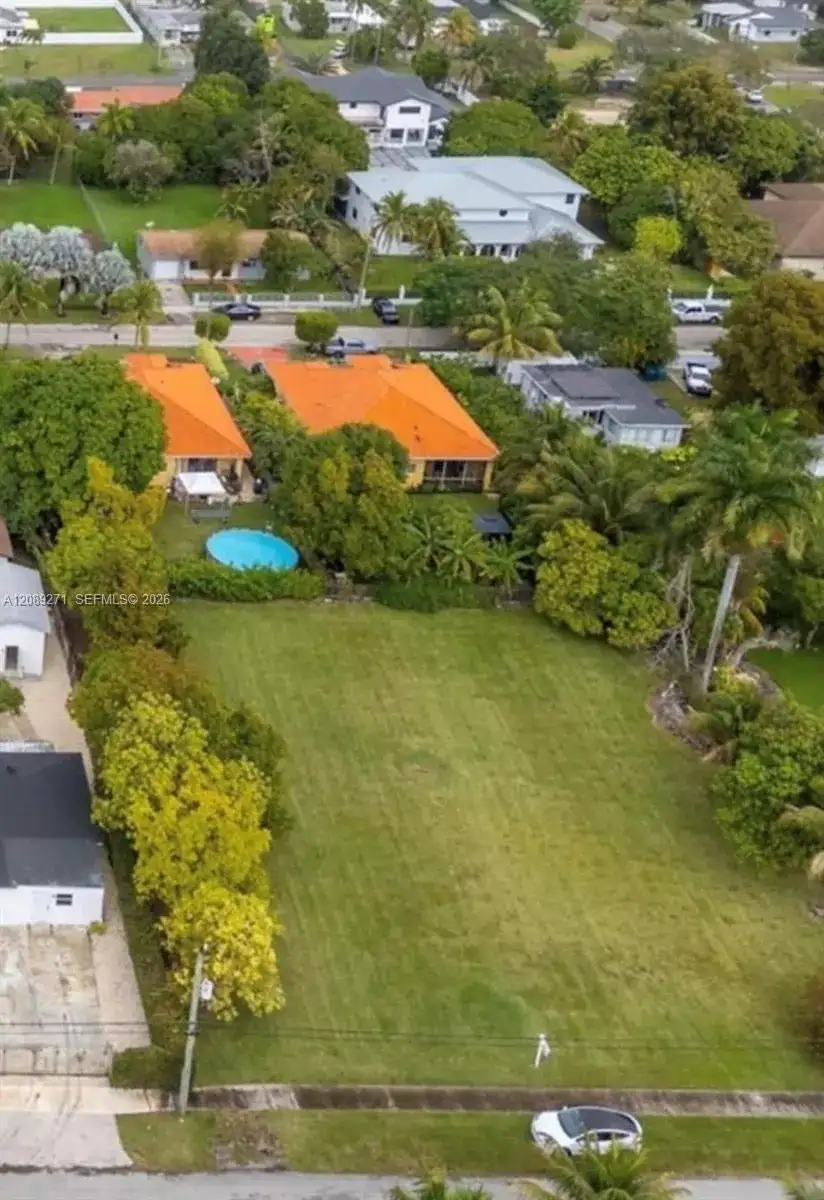 25 NW 160th St, Miami FL 33169 photo 2