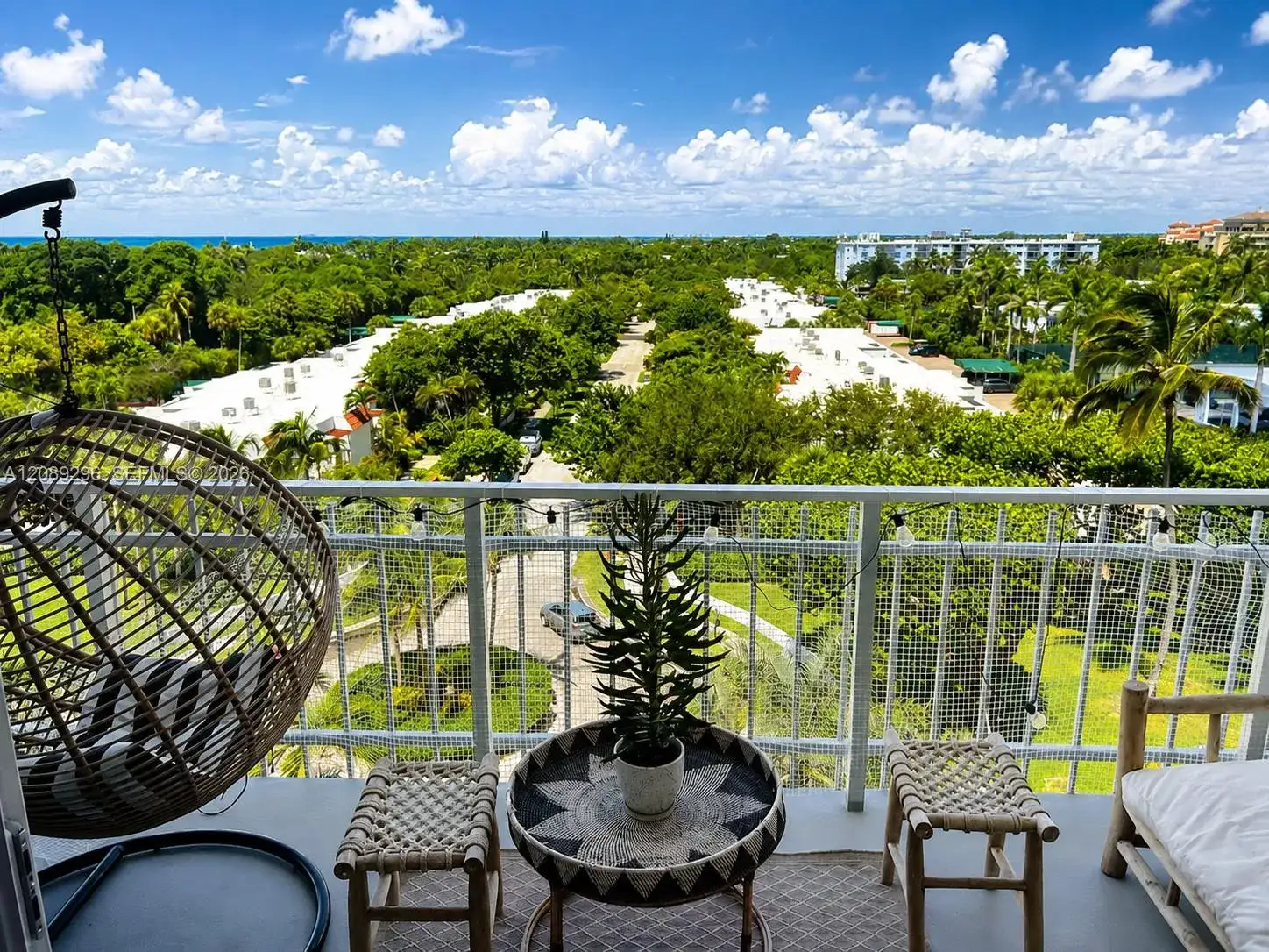 600 Grapetree Dr, Key Biscayne FL 33149 photo 2