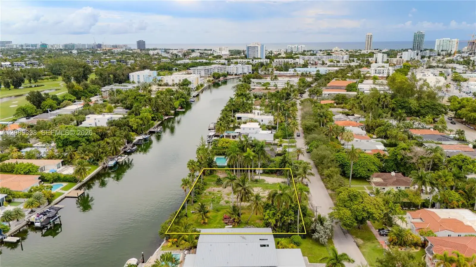 1415 Marseille Dr, Miami Beach FL 33141 photo 2