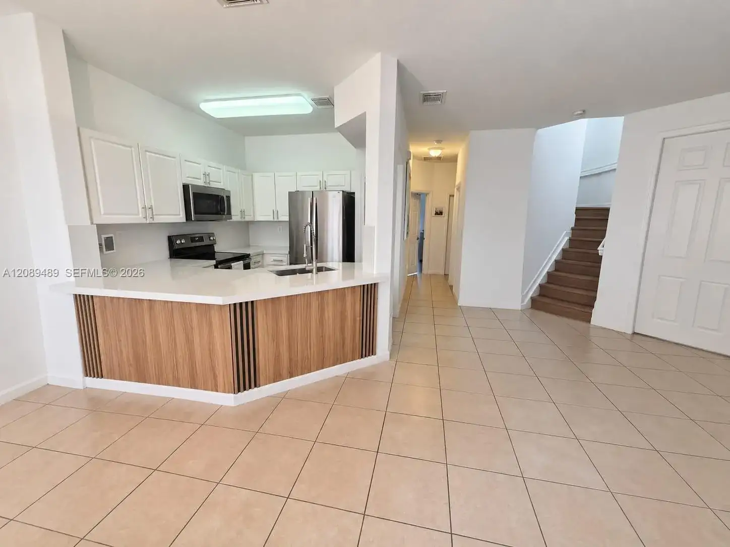 7800 NW 116th Pl, Doral FL 33178 photo 2