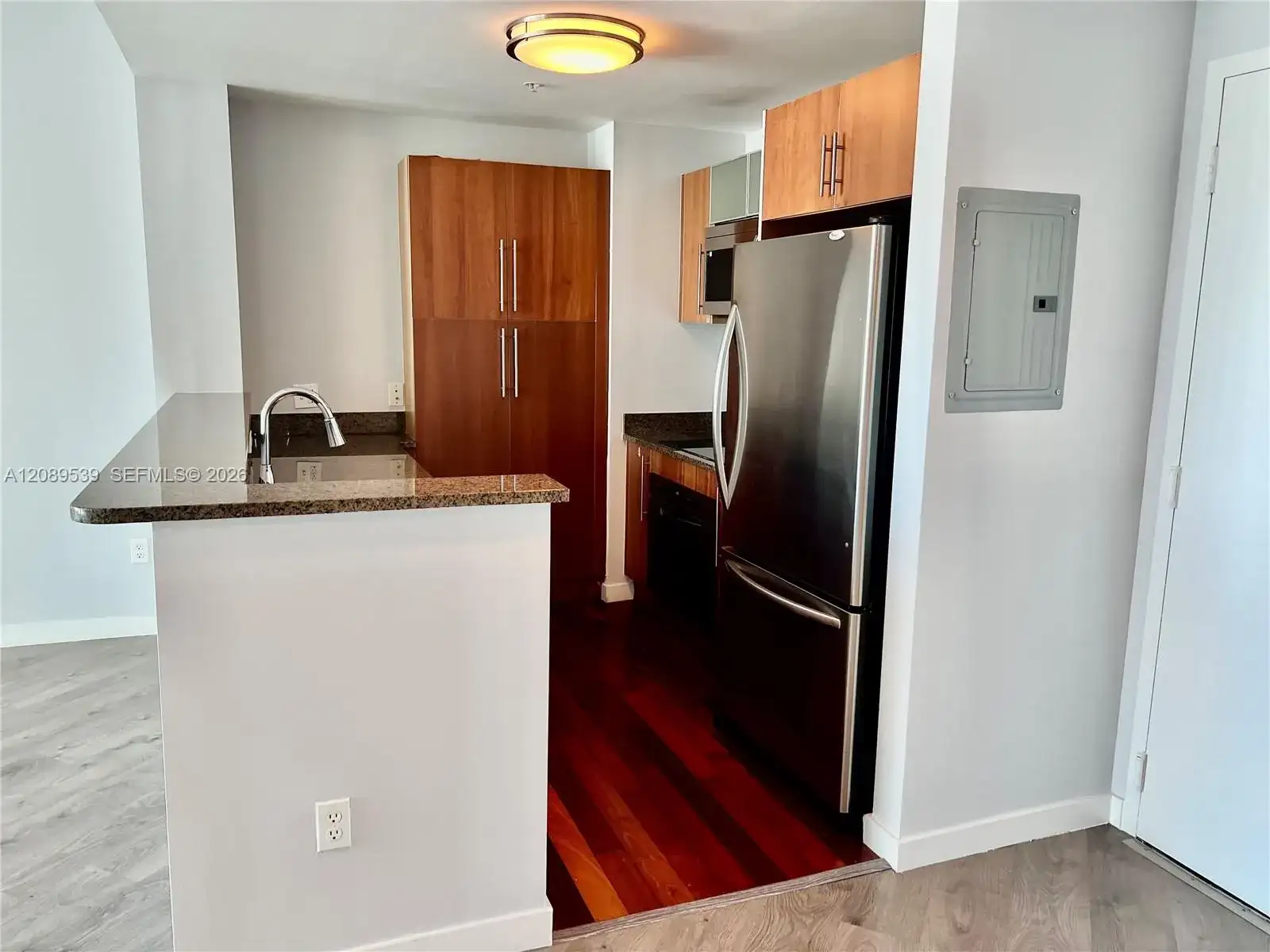 300 S Biscayne Blvd # 2705, Miami FL 33131 photo 5