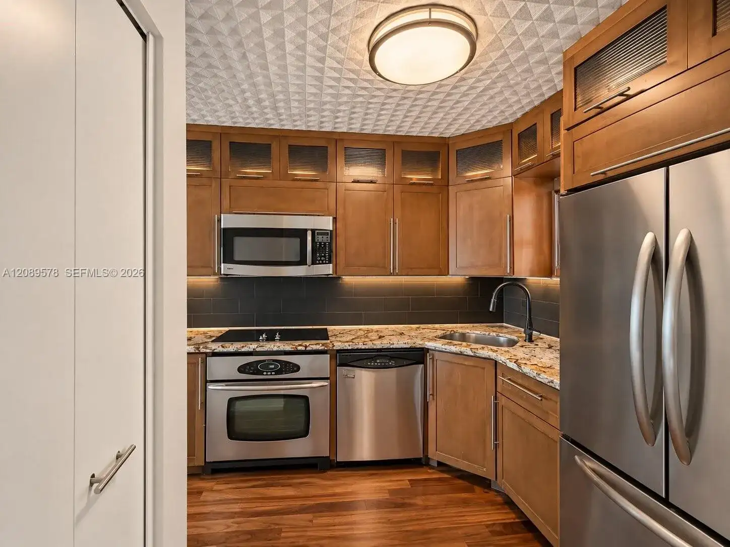 600 NE 25th St # 63, Miami FL 33137 photo 2