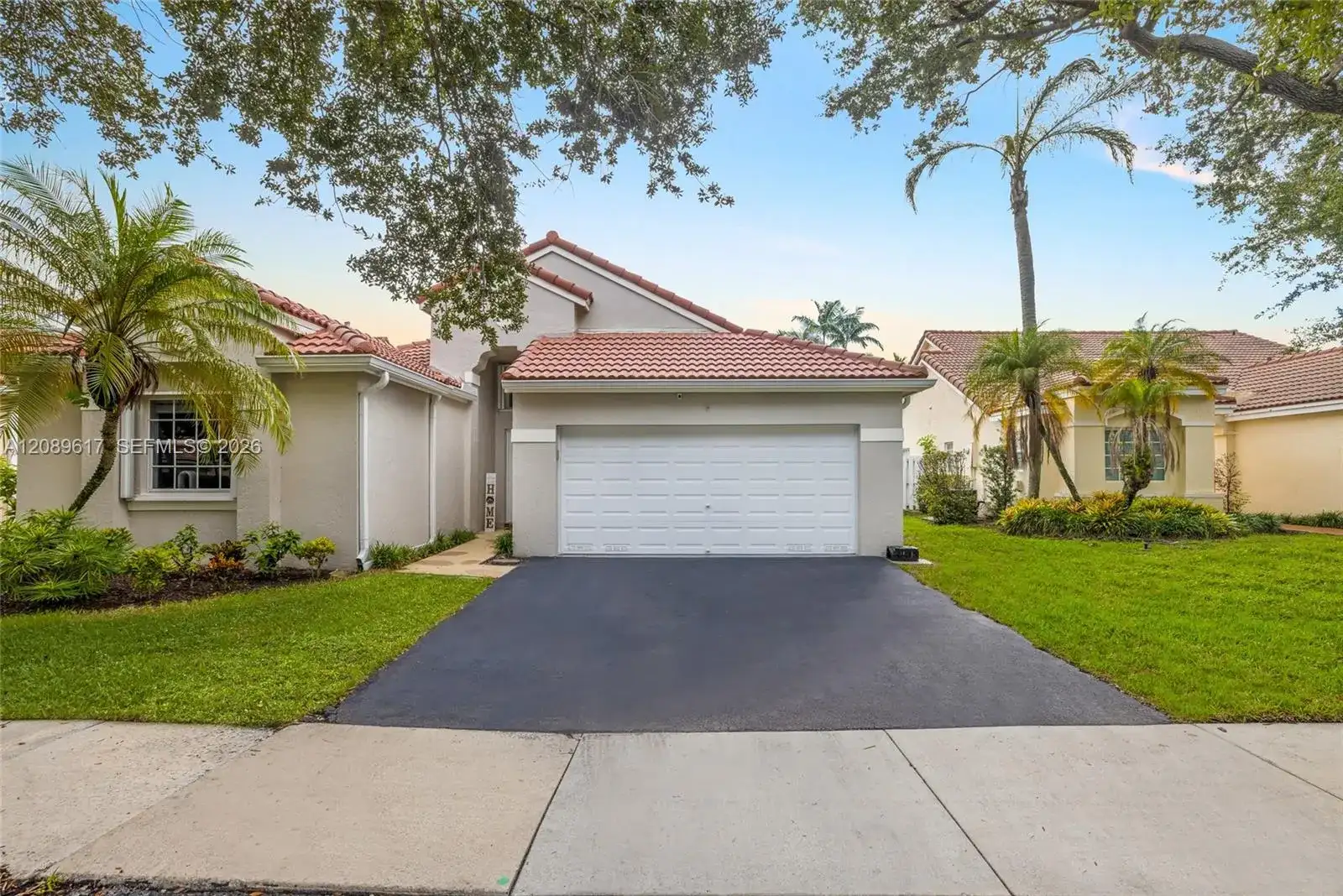 1315 Bayview Cir, Weston FL 33326 photo 3