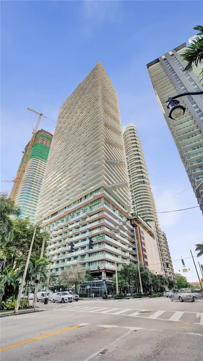 1300 S Miami Ave # 2306, Miami FL 33130 photo 3